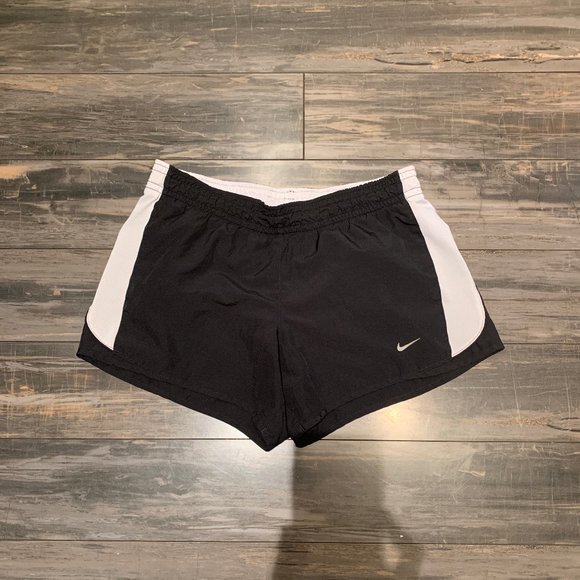 Nike Athleisure 6 Piece Workout Bundle - Picture 7 of 13